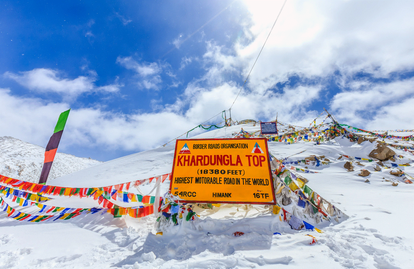 Khardung La Pass Travel Guide, Height, History, Best Time & Road Trip Tips