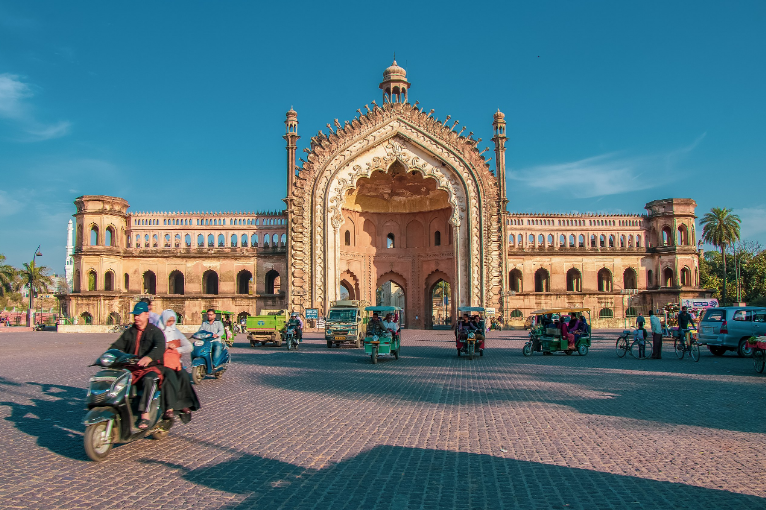 Rumi Darwaza, Lucknow - The Iconic Gateway of Awadh